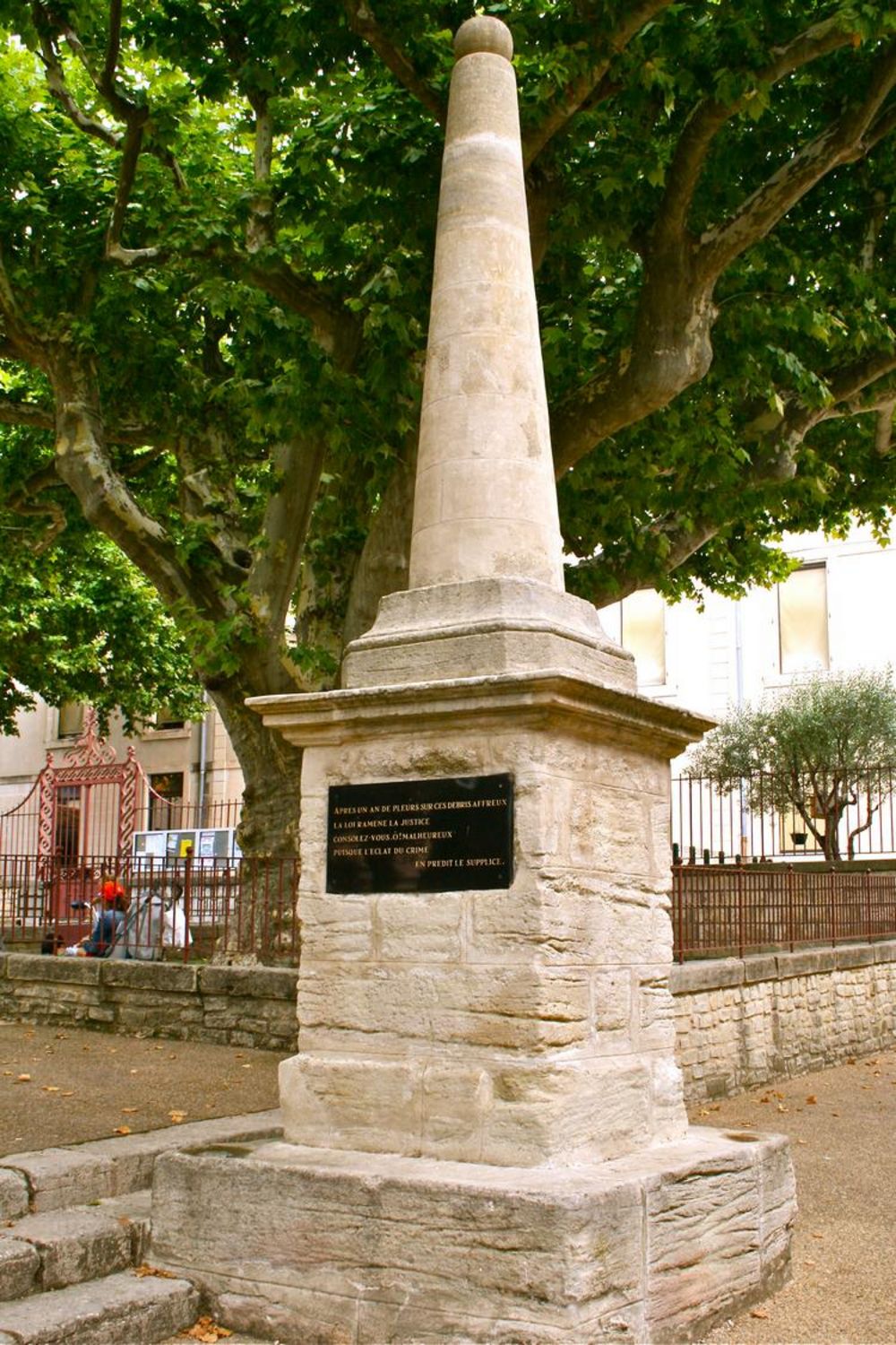 Le monument aux victimes de la Révolution - Place de la République